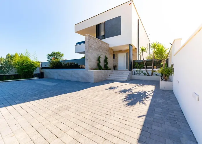 Villa Adina *